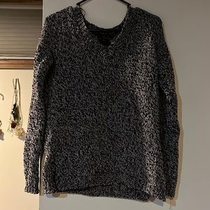 v-neck salt and pepper sweater by Rock & Republic